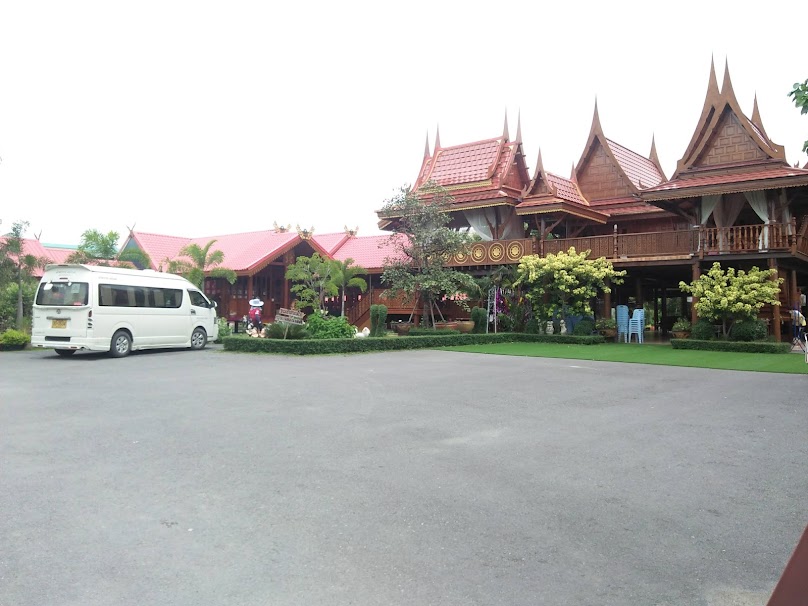 รถตู้เช่าสุพรรณบุรี - 3