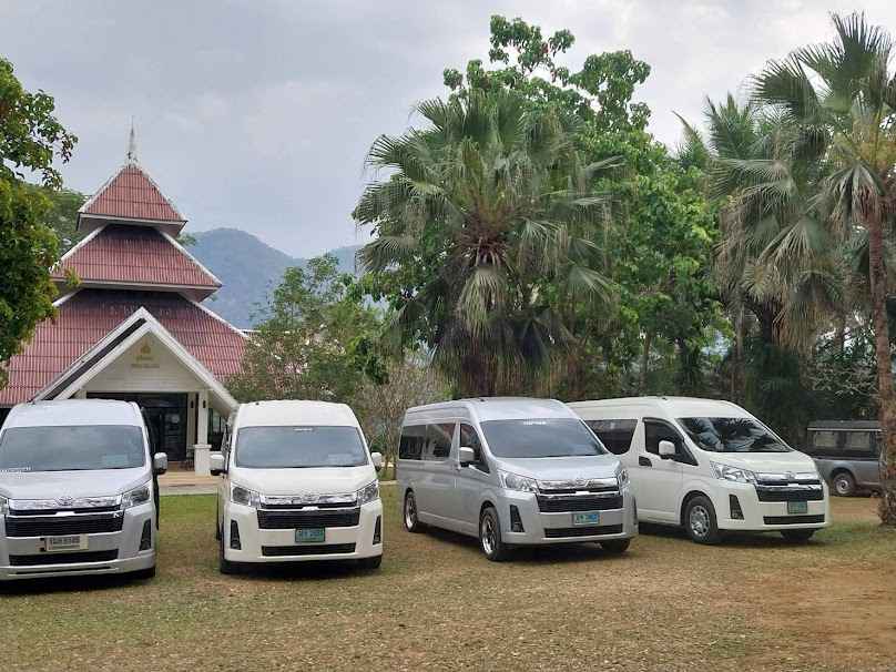 รถตู้เช่าเชียงใหม่ รถเช่าพร้อมคนขับเชียงใหม่ Only van Cm - 3