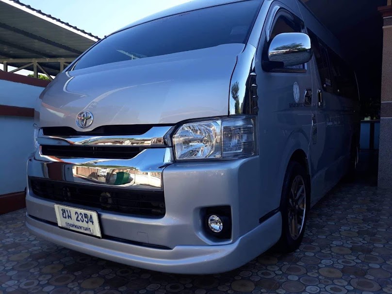 รถตู้เช่า วีไอพี. นครศรีธรรมราช ศรีทองกุลทัวร์ 01