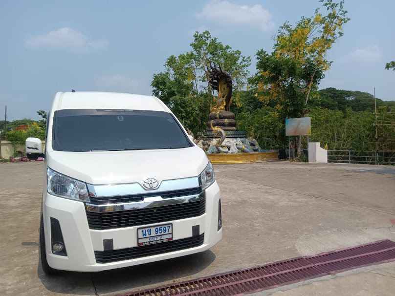 รถตู้ให้เช่าvip สกลนคร,รถตู้รับส่งนักเรียนโรงเรียนเซนยอเซฟนิคมน้ำอูน - 4