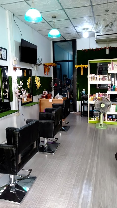 รถบัสตัดผม Cut & Style (จุดจอดนอกสถานที่) - 4
