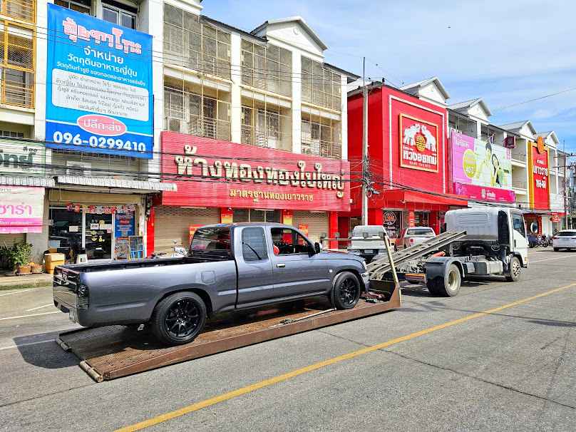 รถยก รถลาก รถสไลด์ เมืองนครสวรรค์ - 4