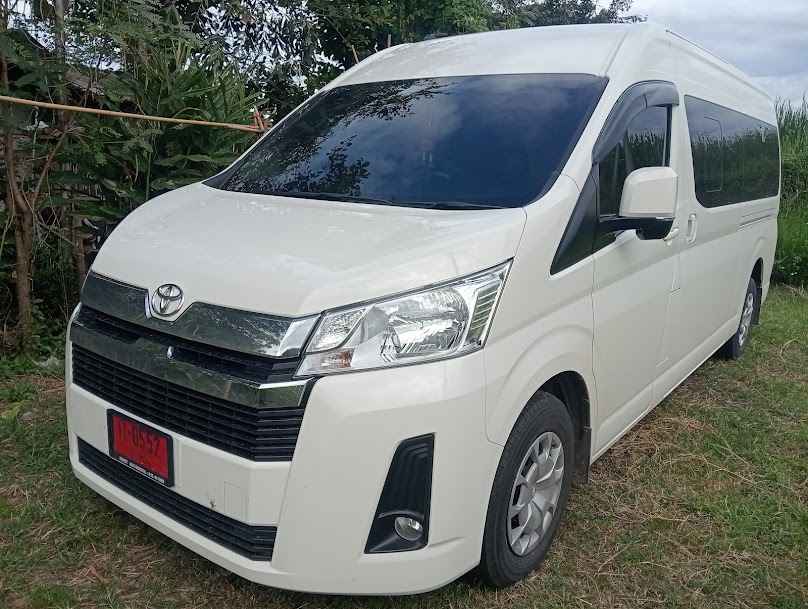 รถรุ่นใหม่ราคาเริ่มต้น600บาท รับสนามบินในเมือง รถตู้เชียงราย รถเช่าเชียงราย ทัวร์เชียงราย รับส่งสนามบิน