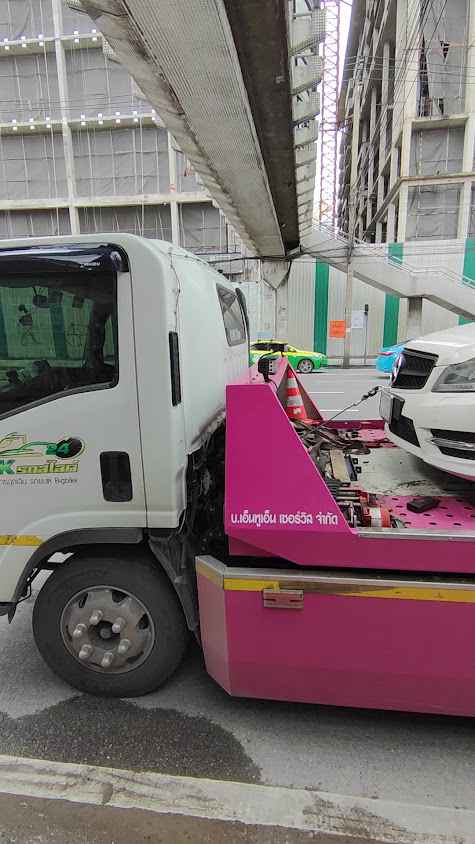 รถสไลด์ใกล้ฉัน พ่วงแบต Battery shop Tow Service & Jumpstart - 4
