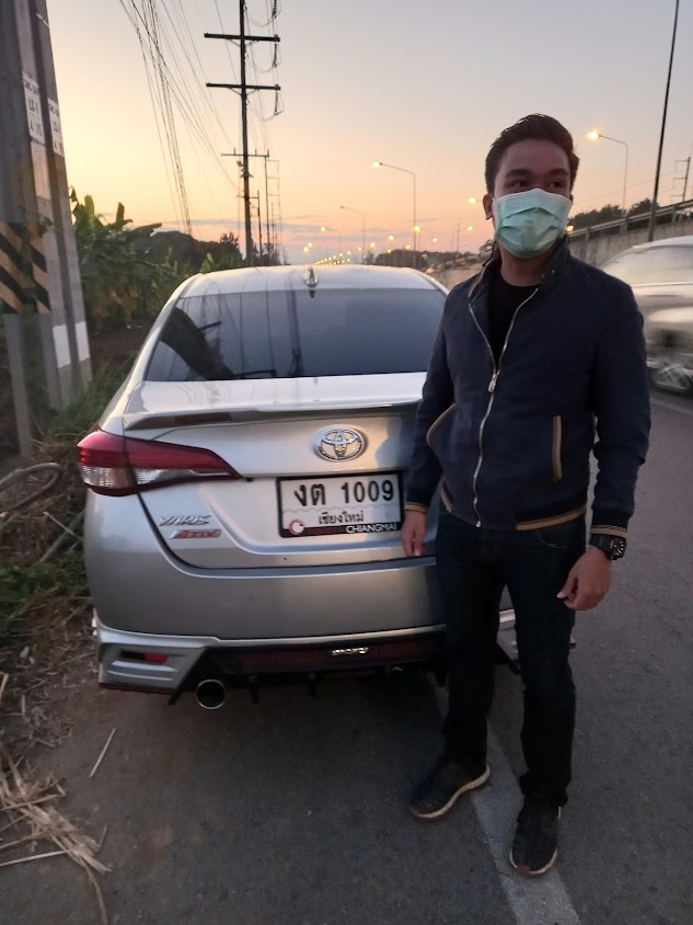 รถเช่าพร้อมคนขับเชียงใหม่ 1200/วัน - 2