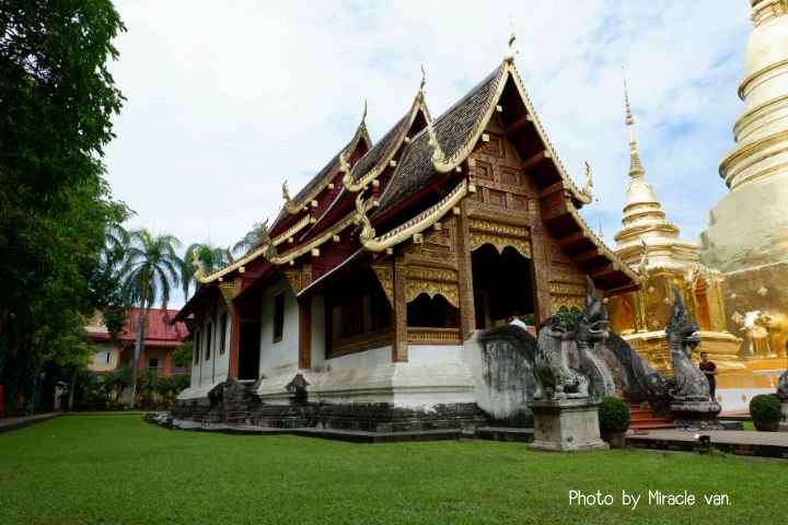 รถเช่า พร้อมคนขับ by Miracle van chiang mai - 2
