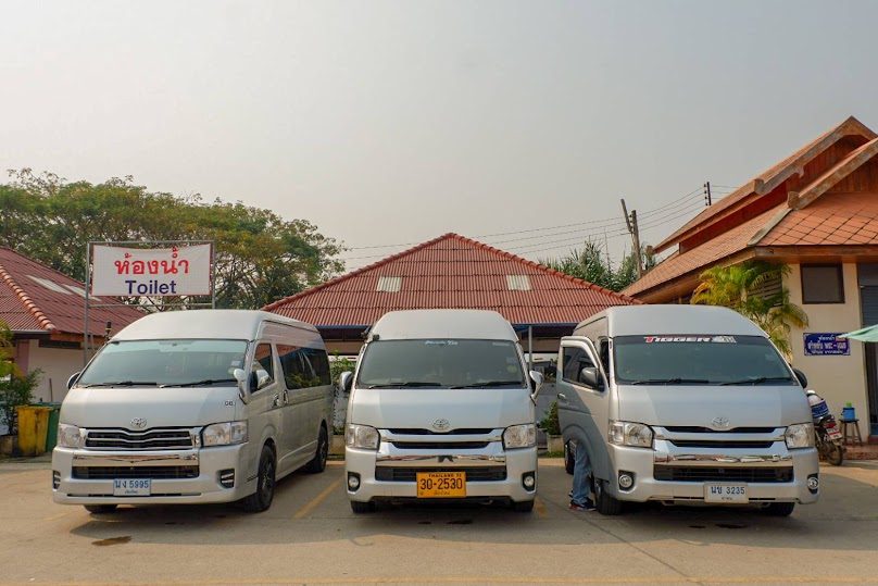 รถเช่า พร้อมคนขับ by Miracle van chiang mai - 3