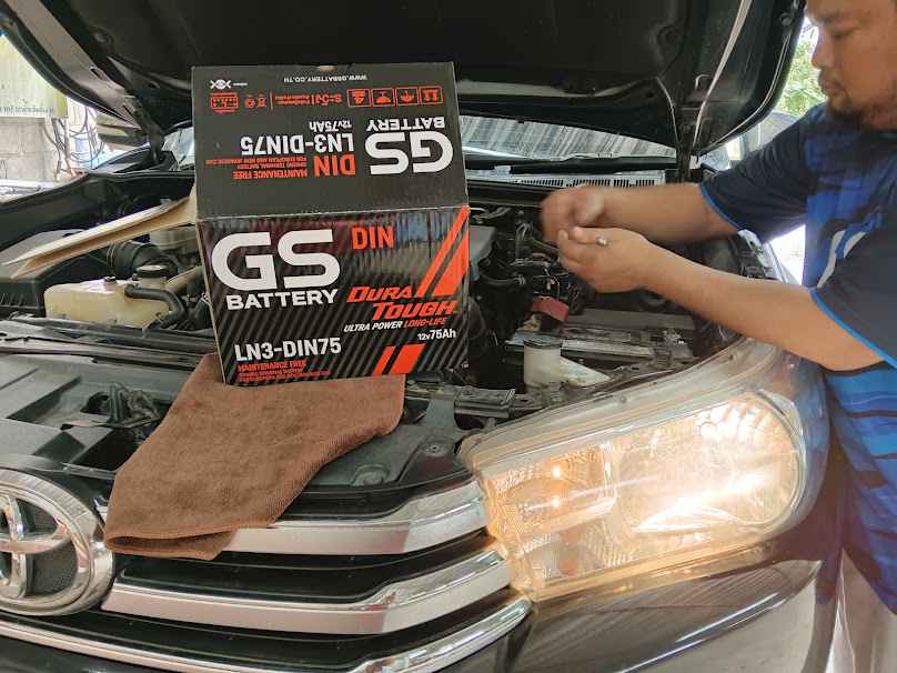 รับติดฟิล์มรถยนต์ บ้าน อาคาร สำนักงาน, แบตเตอรี่ใหม่ราคาถูก By RP. Auto film