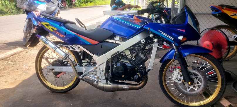 รับเซ็นต์แบบออกแบบถอดประมาณราคา และรับเหมาก่อสร้าง