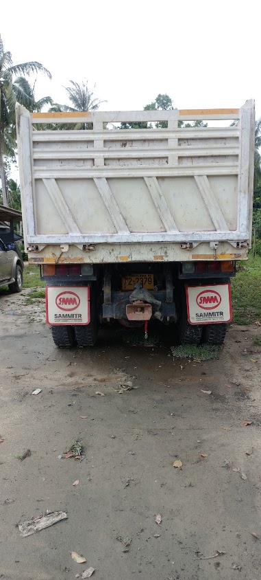 รุสกีรับเหมาขุดบ่อถมที่