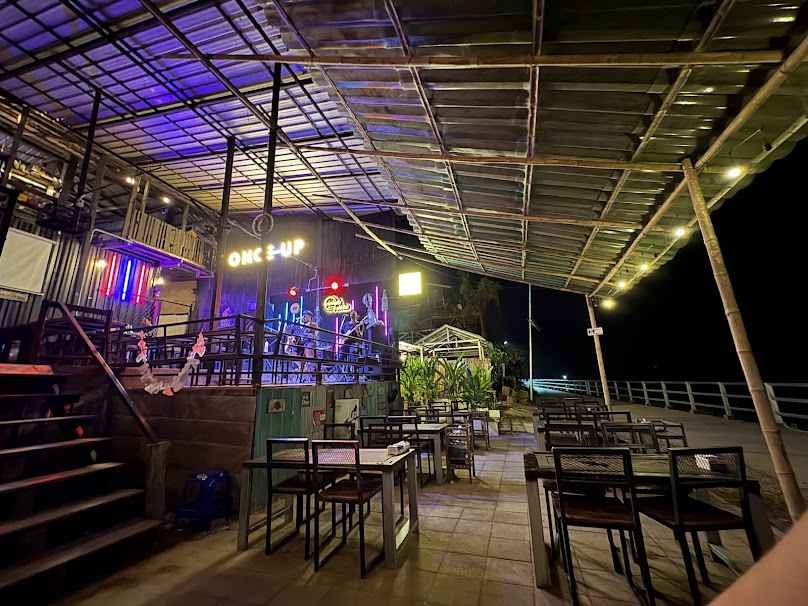 ร้านกาลครั้งหนึ่ง