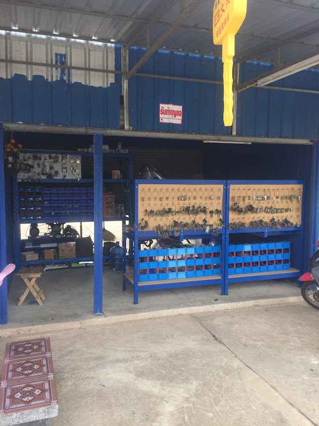 ร้านกุญแจคำชะอี