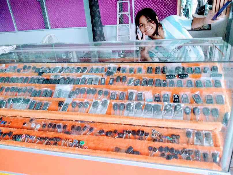 ร้านกุญแจช่างเจริญยูเทิร์นดีลัง - 3