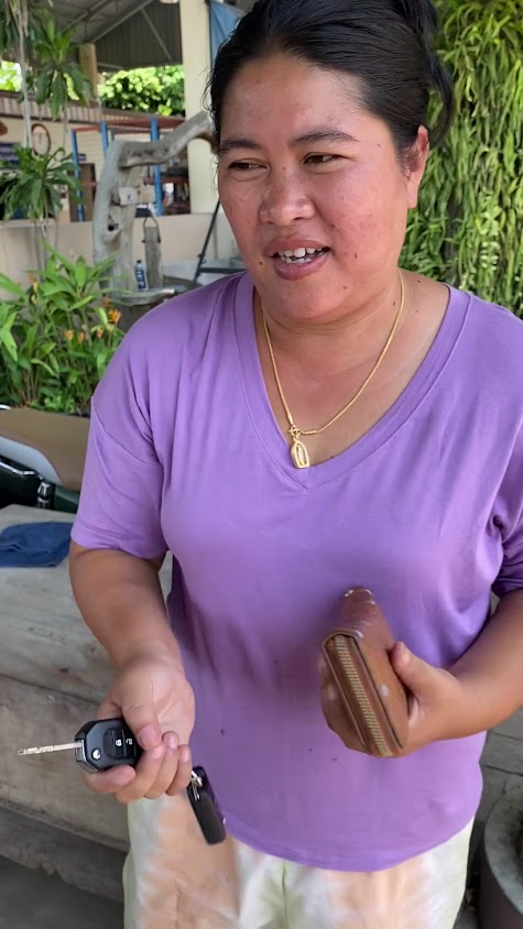 ร้านกุญแจลานทองรับทำกุญแจรีโมททุกชนิด ติดต่อได้24ชม. - 3