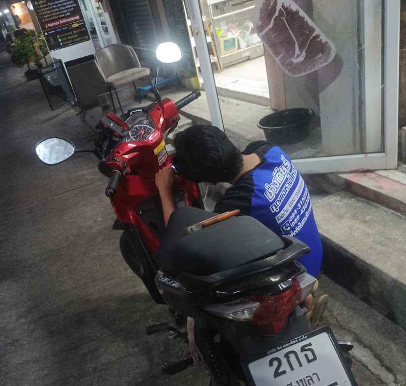 ร้านกุญแจ นาฬิกาประตู109 มอ.หาดใหญ่ (ช่างเดียร์) - 2