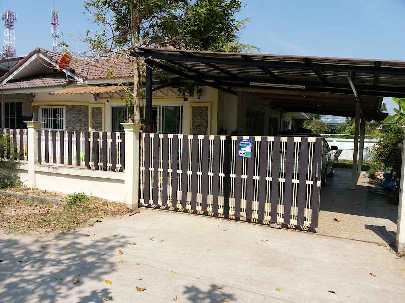 ร้านซักผ้าหยอดเหรียญ