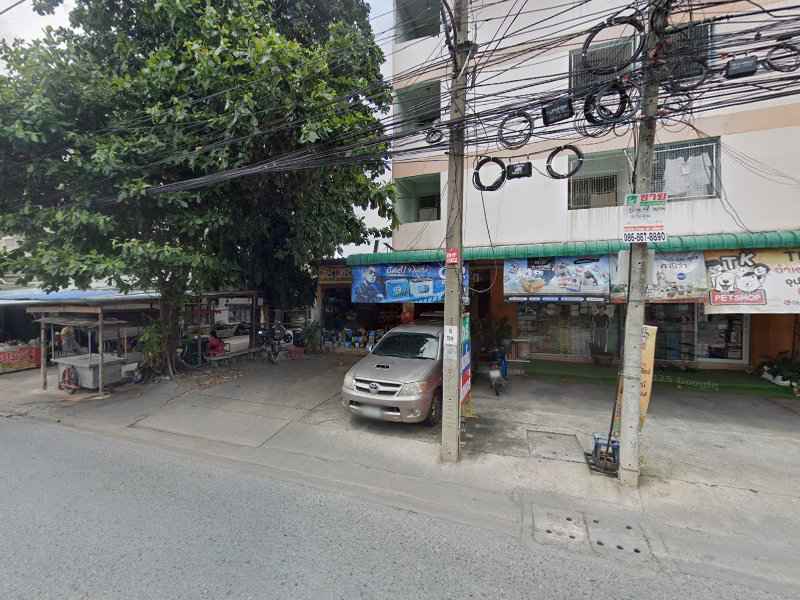ร้านซ่อมแอร์รถยนต์ แบตเตอรี่ ธีรวัฒน์ ออโต้แอร์ ซอยพหลโยธิน52 (สะพานใหม่) - 2