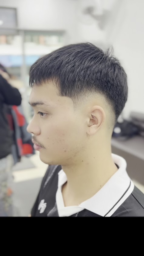 ร้านตัดผมกันเองBarber Shop - 3