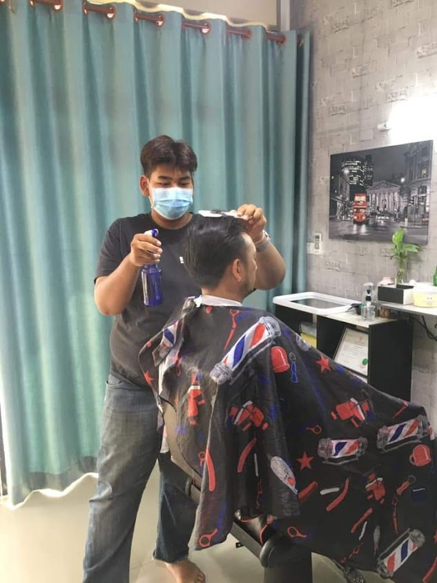 ร้านตัดผมชายน้องวีโก้ barber's บ้านยำปูนา - 2
