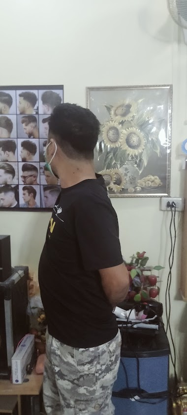 ร้านตัดผมชาย​วันเสต็บ​ แฮร์คัท - 3