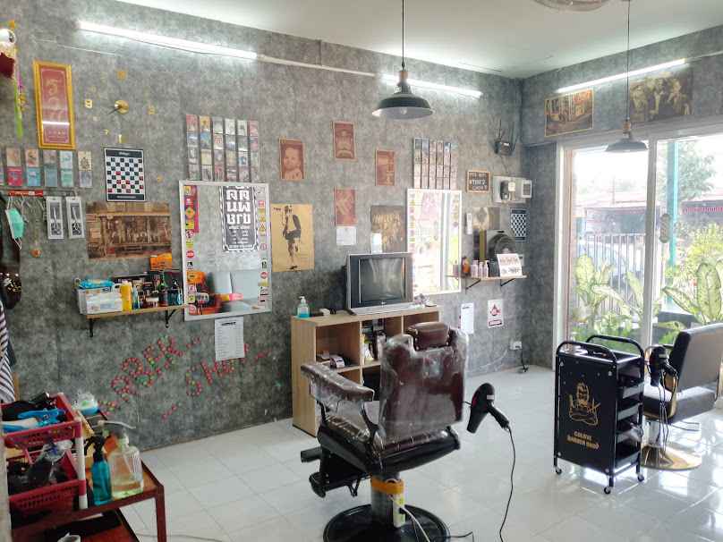 ร้านตัดผมชายวินเทจ เดอะโชคบาร์เบอร์