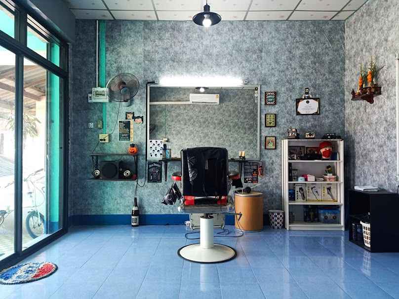 ร้านตัดผมชายวินเทจby.ช่างแบงค์ - 3