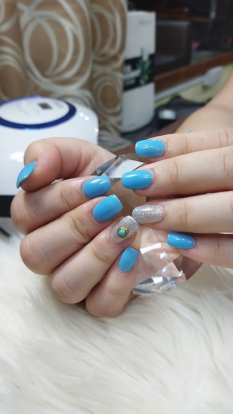 ร้านตัดผมชายหญิง เล็บเจล Somjeed​ Hair​ &​ Nails Salon​ - 3