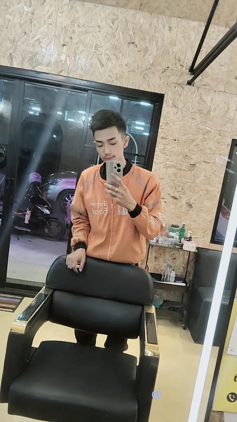 ร้านตัดผมชายหญิง CutBoom salon - 2