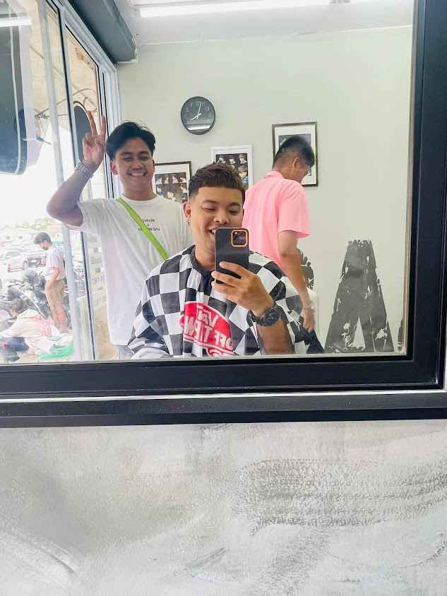 ร้านตัดผมชาย"หล่อสัตย์"byช่างเบส
