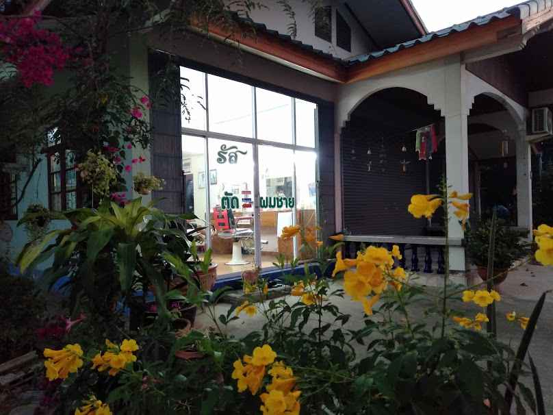 ร้านตัดผมชาย จำรัส - 2