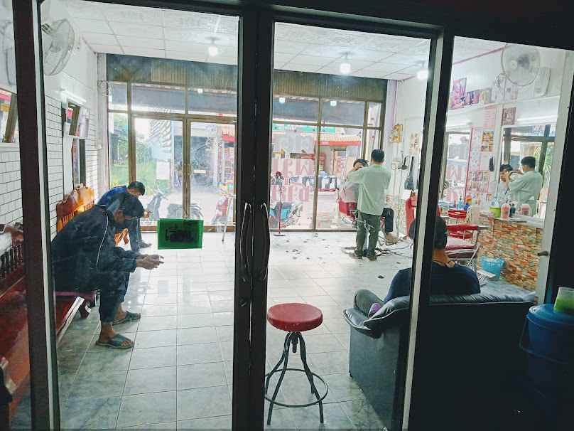 ร้านตัดผมชาย ช่างนนท์บาร์เบอร์ อำนาจเจริญ - 2