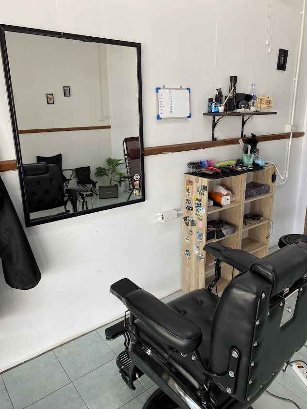 ร้านตัดผมชาย เกรียน BARBER