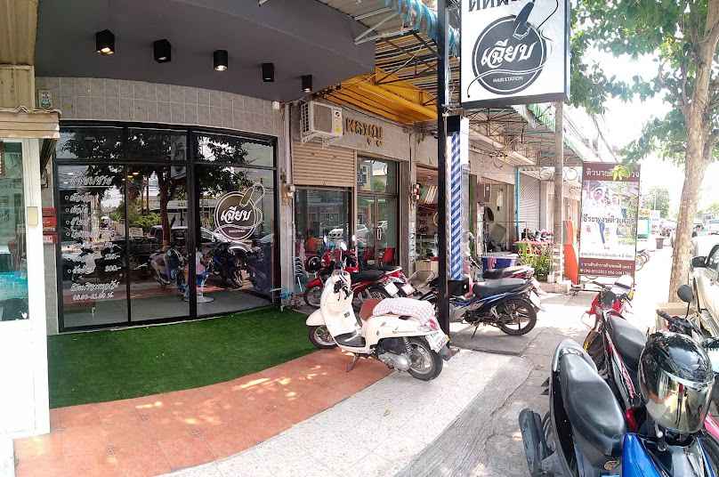 ร้านตัดผมชาย เฉียบ​