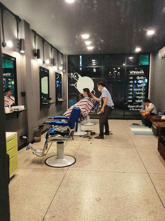 ร้านตัดผมชาย เฉียบ​ - 3