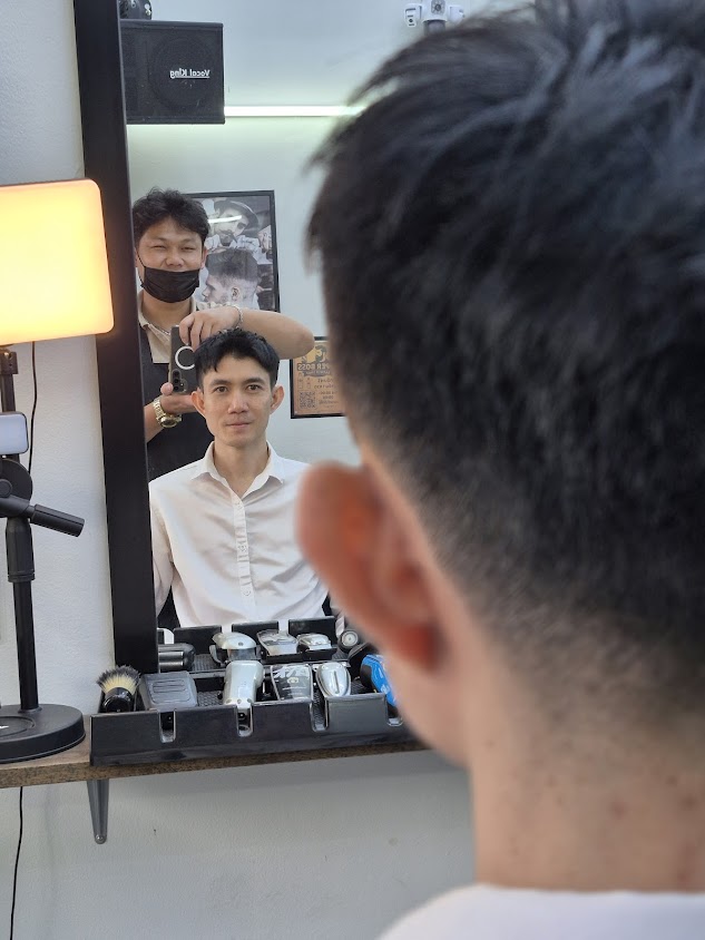 ร้านตัดผมชาย แคะหู SUPERBOSS BARBER SHOP - 2