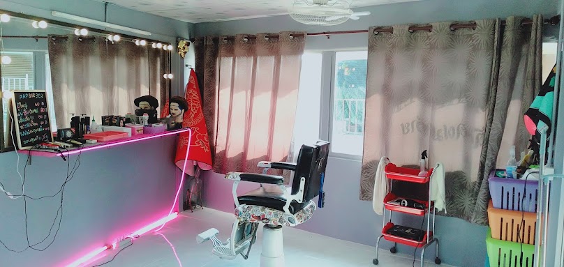 ร้านตัดผมชาย แป๊ป บาร์เบอร์ สอนตัดผมชาย - 4