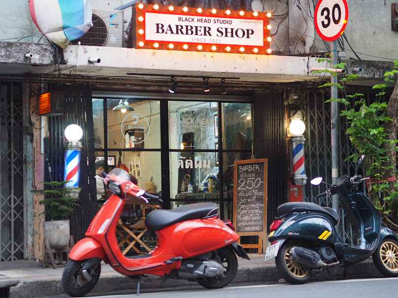 ร้านตัดผมชาย Black Head Studio