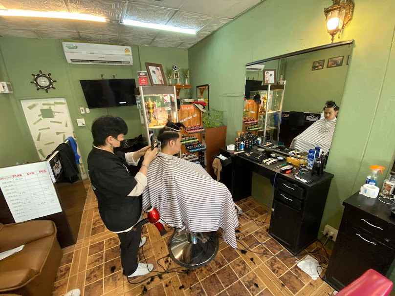 ร้านตัดผมชาย Formencutz ll สาขา 30 กันยา