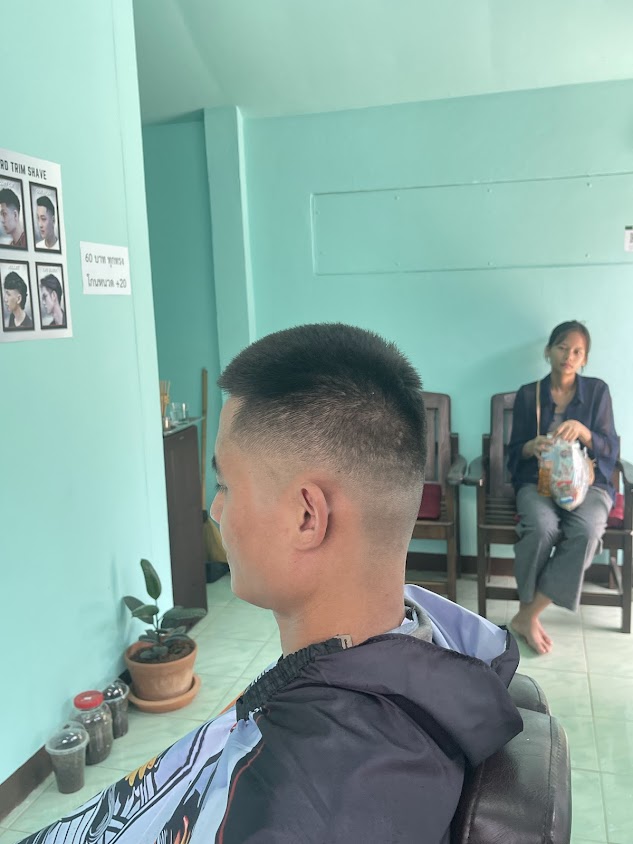ร้านตัดผมชาย Indy Barber - 2