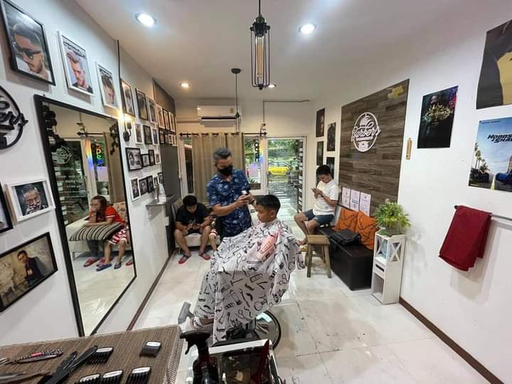 ร้านตัดผมชาย Khanlnw Vintage