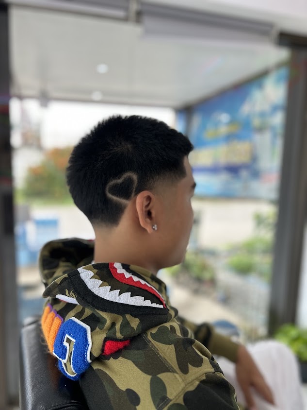 ร้านตัดผมชาย Partner Barber Shop