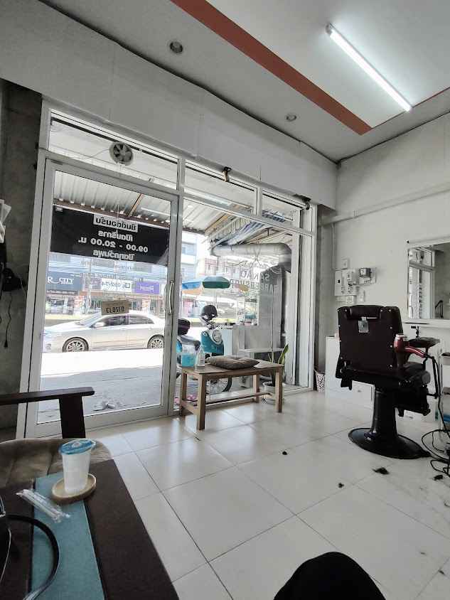 ร้านตัดผมชาย Sakao Barber shop - 2