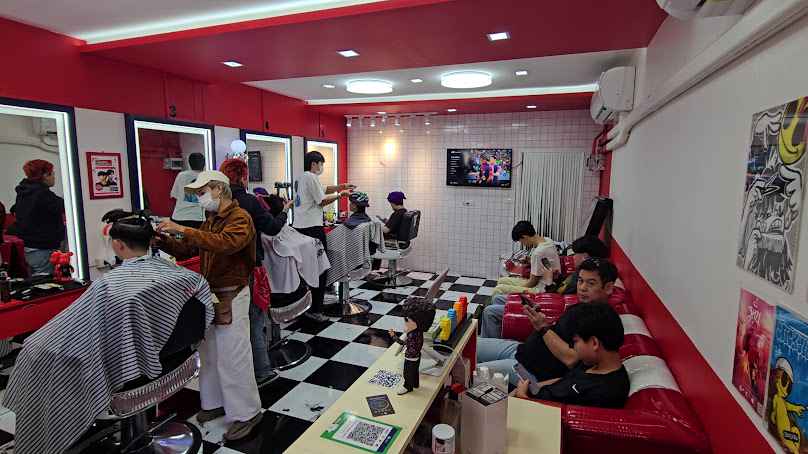 ร้านตัดผมชาย Sticky Studio เชียงใหม่ (สาขา2 หลังมช. ) - 3