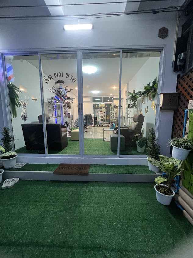 Hair cut (Suwanna barber) - 4
