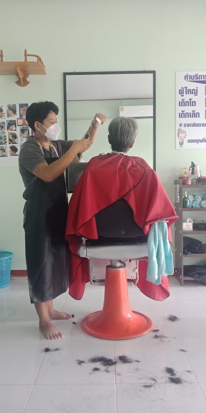 ร้านตัดผมสุวรรณ บาเบอร์ - 3