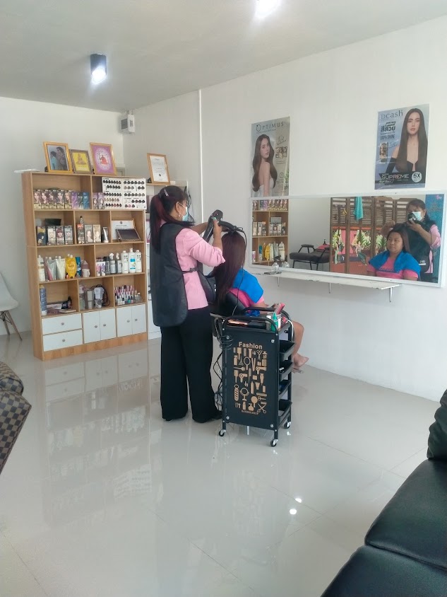 ร้านตัดผมอนันต์บาร์เบอร์และน้ำเสริมสวย - 4