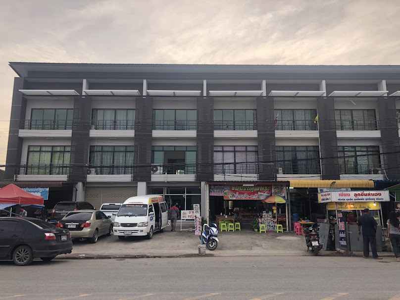 ร้านตัดผมเจ๊ตุ๊ก