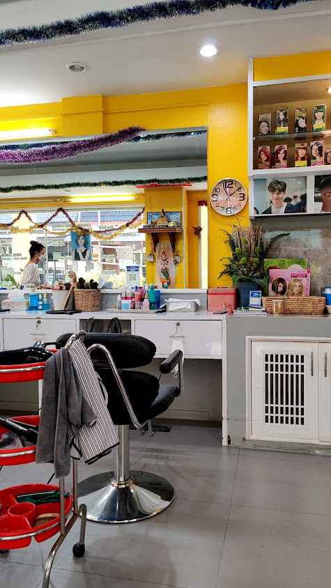 ร้านตัดผม ชาย-หญิง Two girls barber & salon - 2