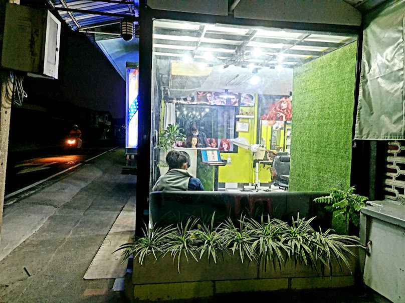 ร้านตัดผม ช่างนพ