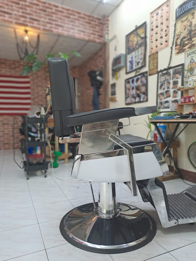 ร้านตัดผม ร้อยเอ็ดวินเทจ